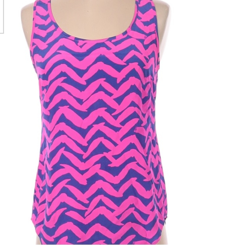 Lilly Pulitzer | Tops | Got Lucky 100% silk sleeveless top | size Small